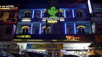 Fachada de la propiedad