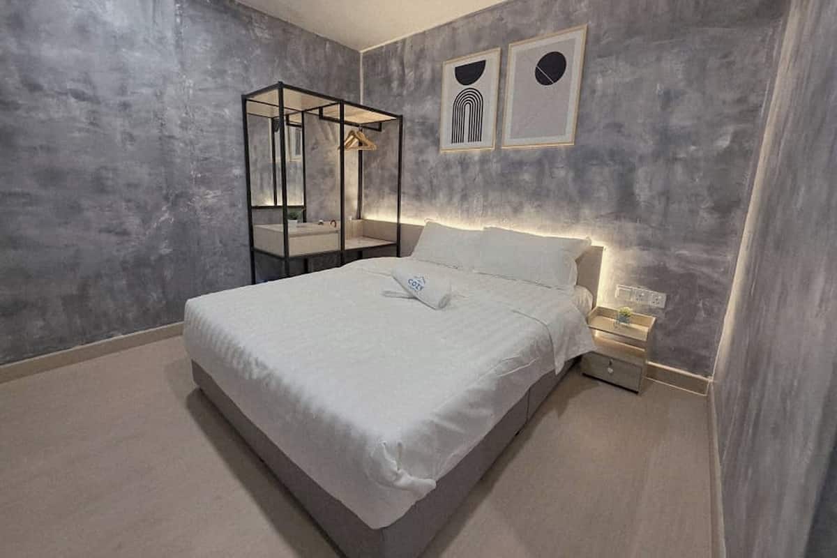 Family Room, No Windows