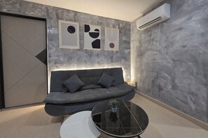 Minibar, desk, iron/ironing board, free WiFi