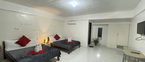 Wifi gratis y ropa de cama