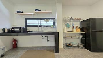 Casa, 3 dormitoris | Cuina privada | Frigorífic i bullidora elèctrica