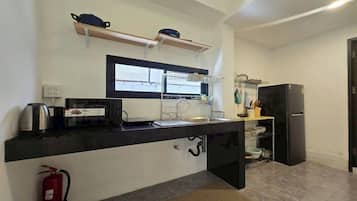 Casa, 3 dormitoris | Cuina privada | Frigorífic i bullidora elèctrica