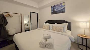 House, 3 Bedrooms | Desk, iron/ironing board, free WiFi, bed sheets