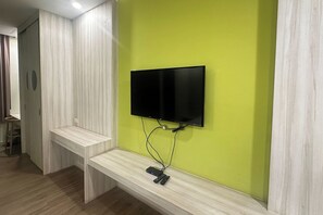 Deluxe-dobbeltværelse | Skrivebord, gratis Wi-Fi, sengetøj