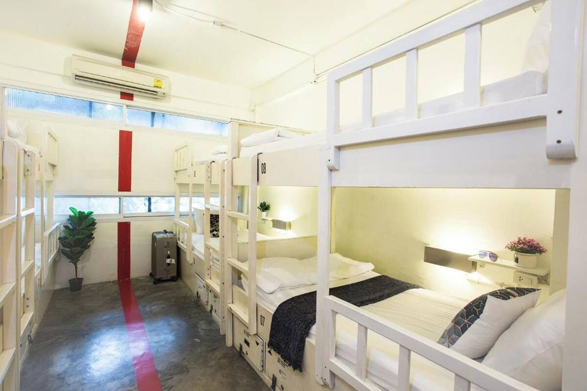 Bed in 8-Bed Mixed Dormitory Room (2nd floor) | Free WiFi, bed sheets