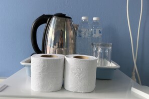 Twin Room, Private Bathroom | Desk, free WiFi