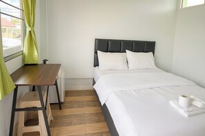Chambre Double, salle de bains privée | Bureau, Wi-Fi gratuit