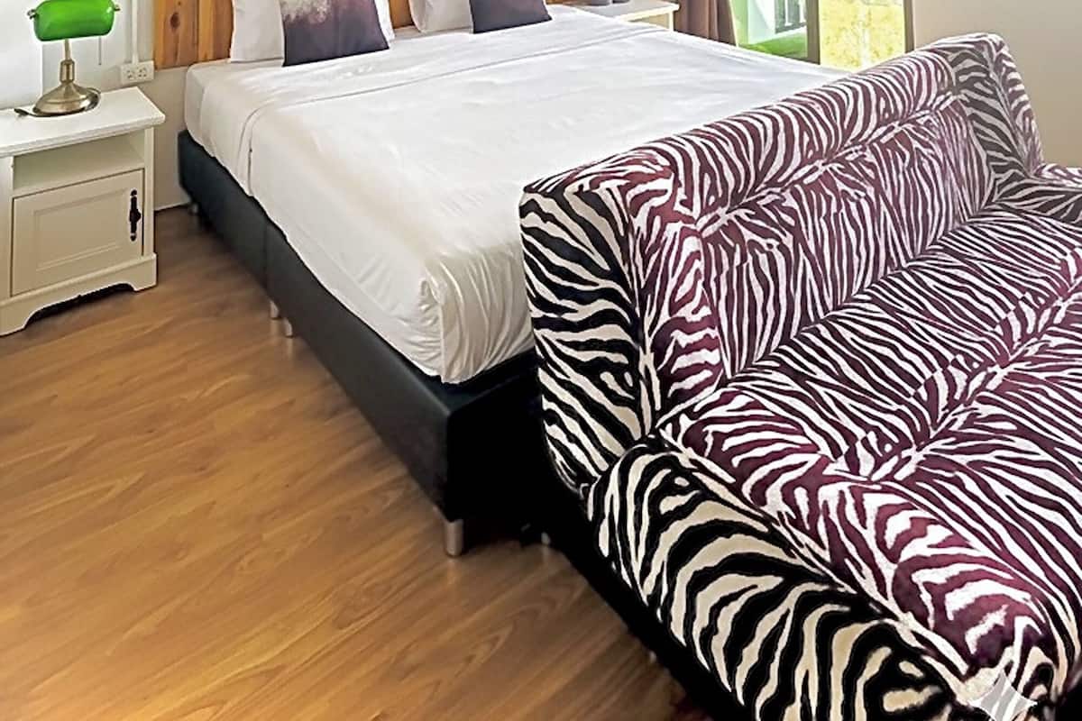 Deluxe Room, Balcony