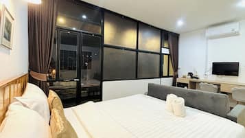 Minibar, desk, iron/ironing board, free WiFi