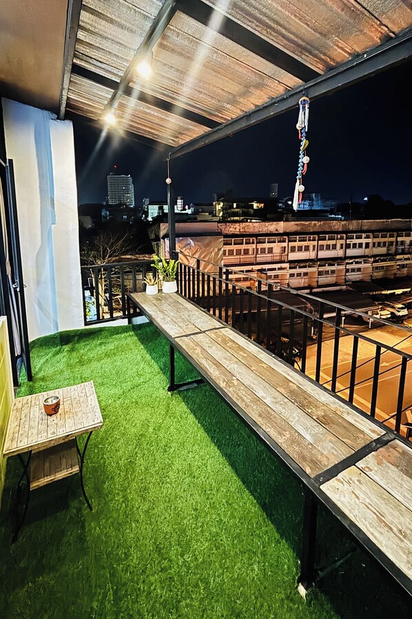 Deluxe Room, Balcony | Terrace/patio