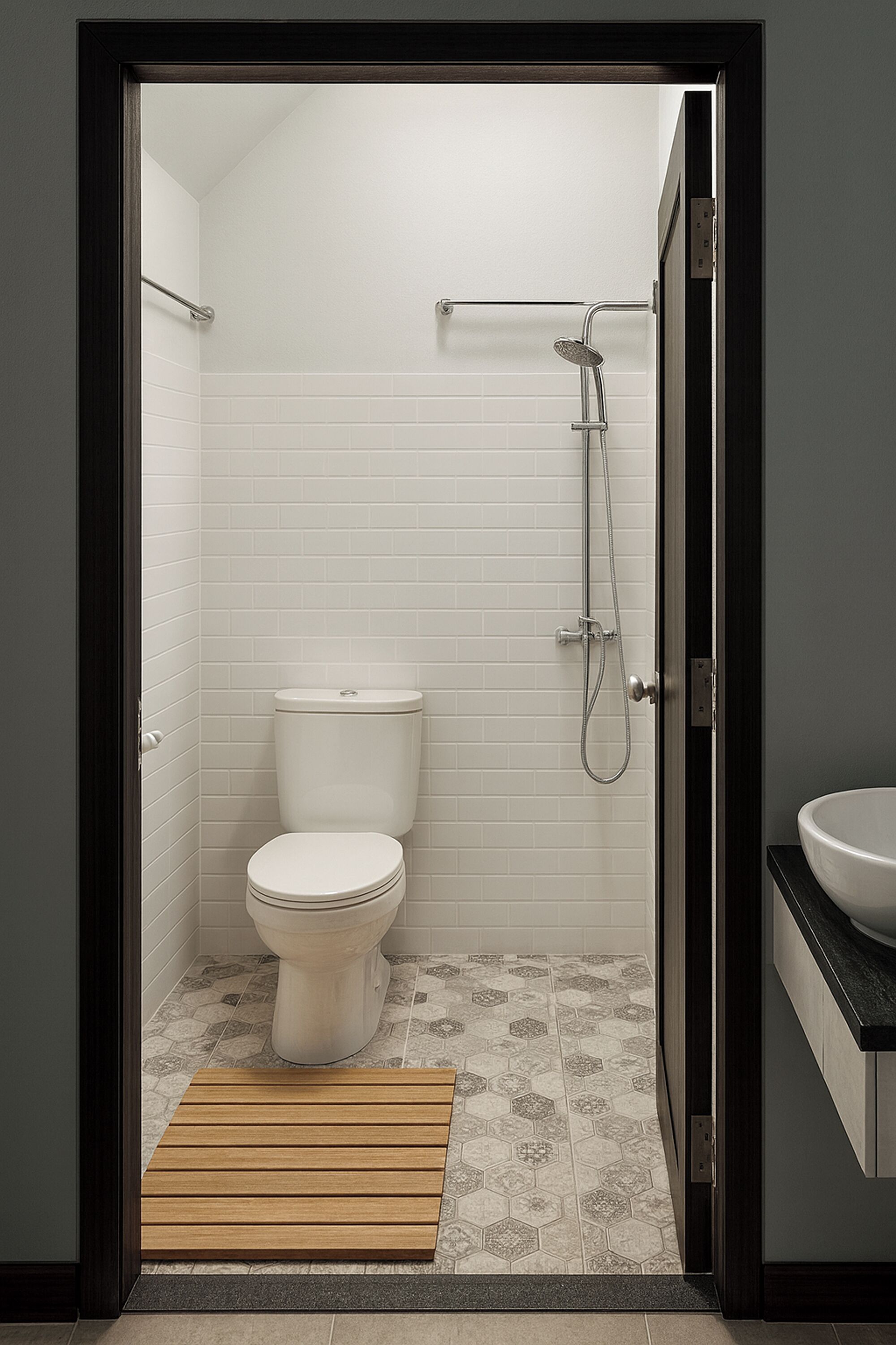 Chambre Standard avec lits jumeaux, climatisation | Salle de bain | Douche, douche à « effet pluie », articles de toilette gratuits