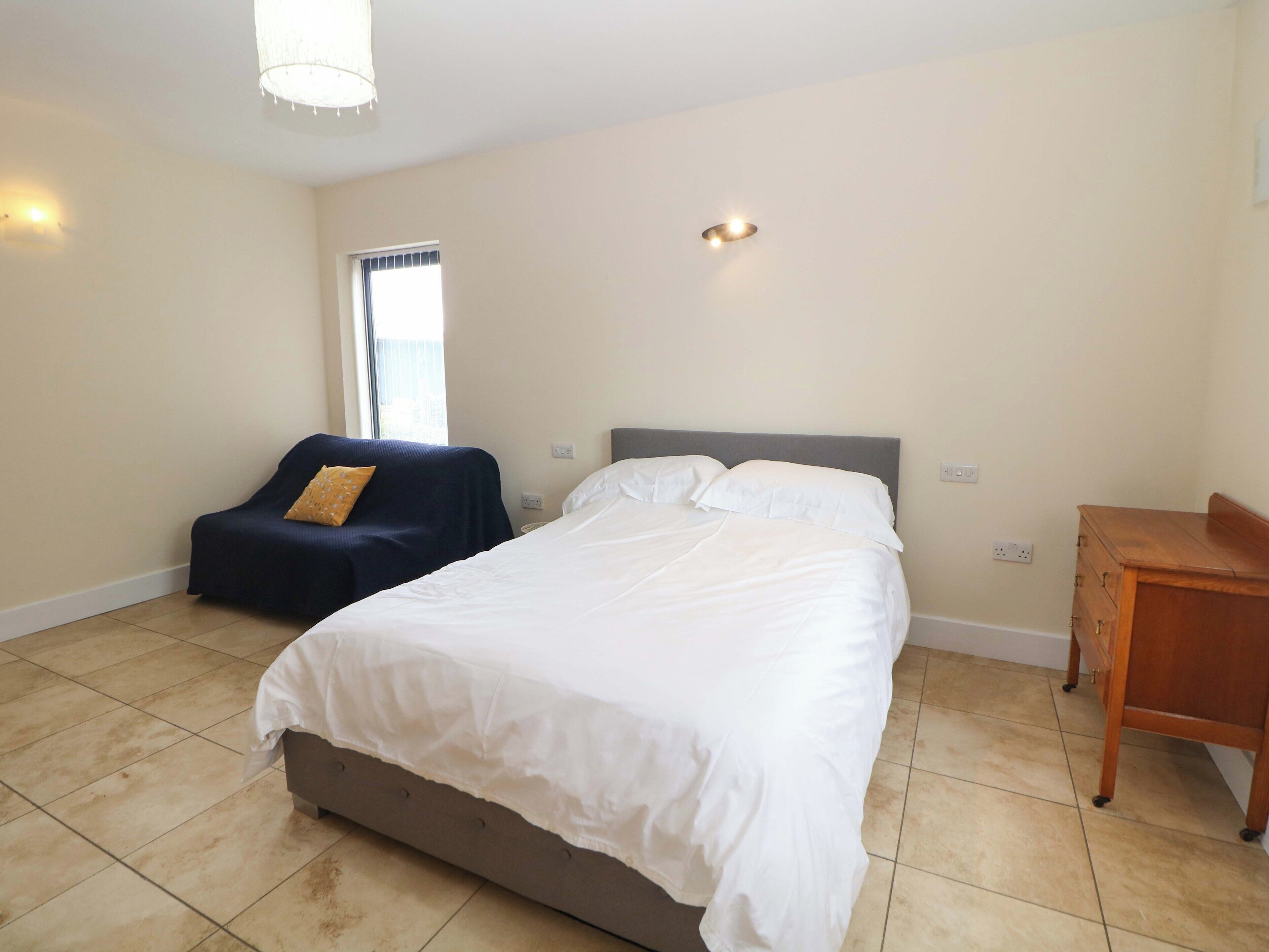 4 Schlafzimmer, individuell dekoriert, individuell eingerichtet