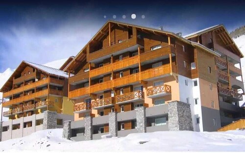 3 pièces Balcons du soleil Foux d'Allos vue montagnes, paisible,200m des pistes.