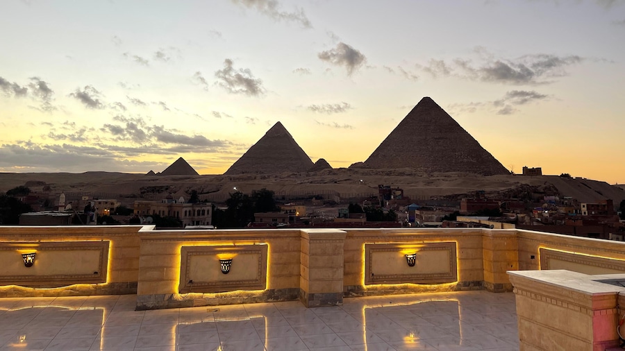 Pyramids Kingdom RZ Hotel
