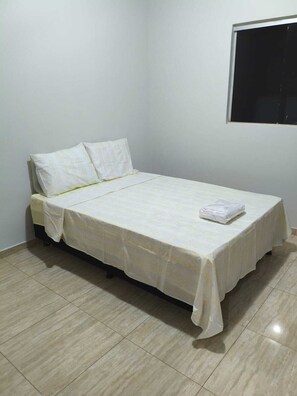 3 chambres, draps fournis