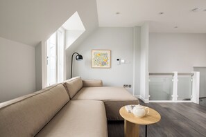 Apartment | Living area