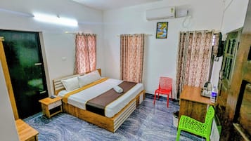Deluxe Double Room | Free WiFi