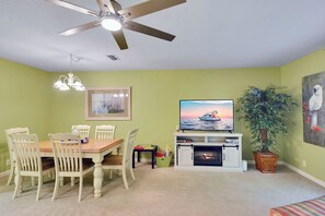 Dining - St. Simons Island Townhouse Vacation Rental (Saint Simons Island)