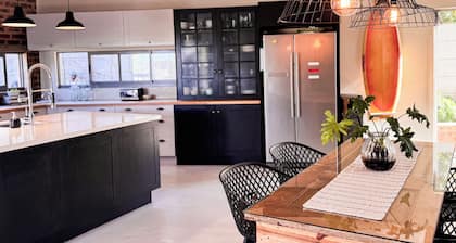 Tremendous family-pet friendly, Stilbaai home