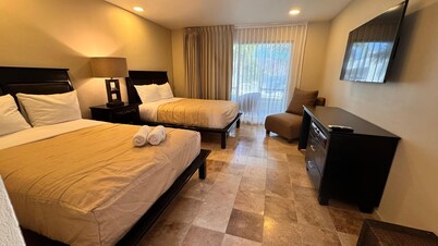 Chiijaj Hotel & Club De Laguna