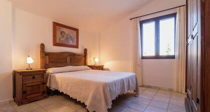 Scenic Bungalow Retreat in Pozo Alcon