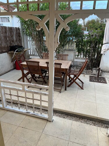 Cottage à 50m de la plage