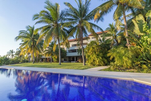 Luxury Punta Mita Golf Condo – Family Getaway, Private Pools & Beach Clubs