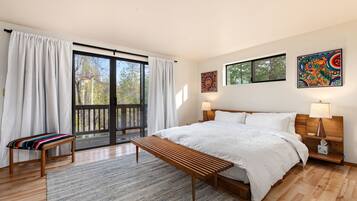 2 Schlafzimmer, Reisekinderbett, kostenloses WLAN, Bettwäsche