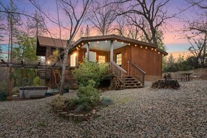 Exterior - The Vista Knolls Woodland House               South Yuba River                (Nevada City)