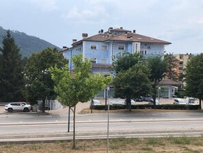 Esterni