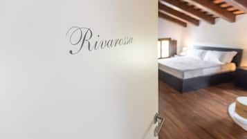 Superior Double Room, Vineyard View | Soundproofing, free WiFi