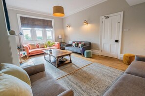 Exclusive House, Ensuite (8 Bedroom) | Lounge - Eastfield Lodge  (Leyburn)