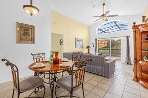 تناول الطعام