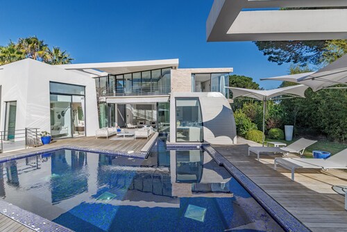 400 m from de the sea , 6-bedroom villa in Ramatuelle behind 55 Club  with AC