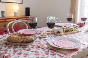 Apartment, Terrasse, Stadtblick | Esszimmer