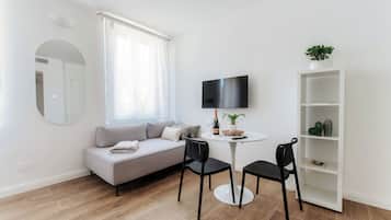 Studio Deluxe, vue partielle sur le lac