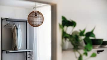 Comfort Studio | Blackout curtains, iron/ironing board, free WiFi