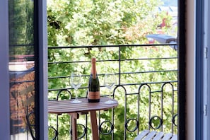 Superior-Studiosuite, Seeblick | Verdunkelungsvorhänge, Bügeleisen/Bügelbrett, kostenloses WLAN