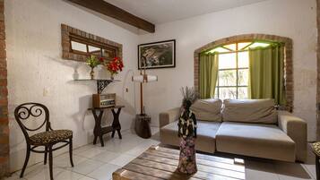 Casa, fumadors | 8 dormitoris