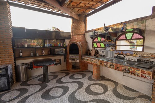 Casa de Campo Luxuosa c Piscina e Churrasqueira