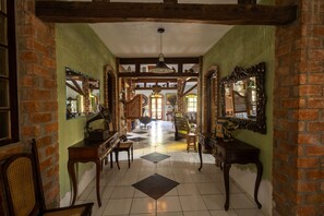 Casa, fumadores | 8 dormitorios