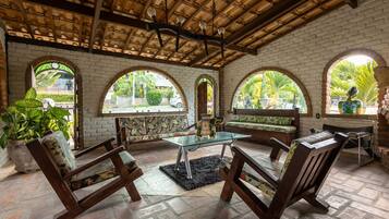 House, Smoking | 8 bedrooms