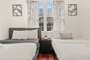 2 bedrooms, iron/ironing board, WiFi, bed sheets