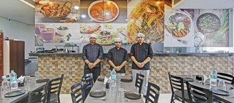 Hotel Royal Empire Near PEC-PGI-PU-Sukhna Lake-Rock Garden-Rose Garden Chandigarh