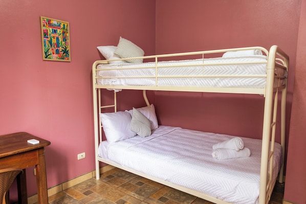 4 bedrooms, WiFi, bed sheets, wheelchair access
