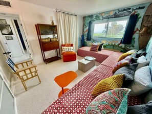 2 bedrooms