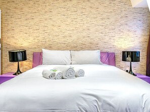 2 habitaciones, tabla de planchar con plancha y wifi gratis 
