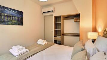 Fer et planche Ă repasser, Wi-Fi, draps fournis