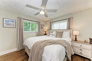 3 habitaciones, tabla de planchar con plancha y wifi gratis