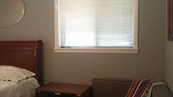 3 Schlafzimmer, Schreibtisch, Bügeleisen/Bügelbrett, kostenloses WLAN